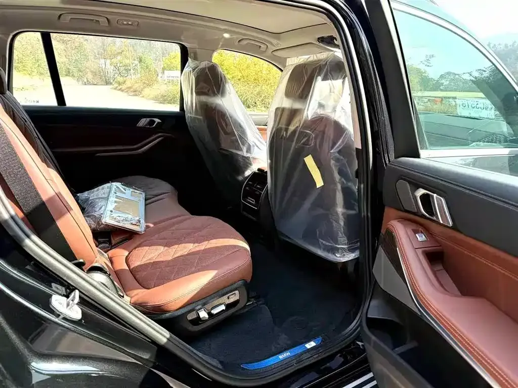 BMW X7 2026 из CN, фото 6