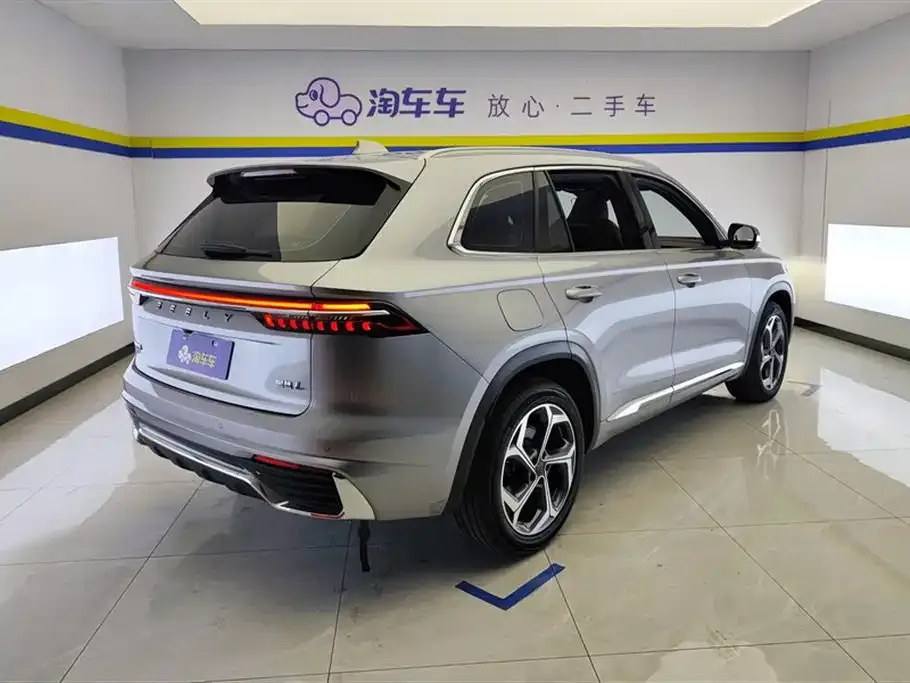 Geely Xingyue L — фото 7