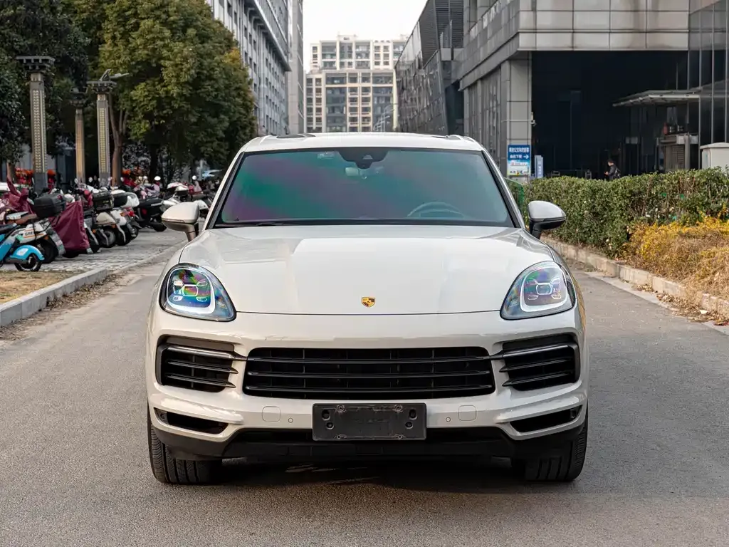 Porsche Cayenne — фото 6