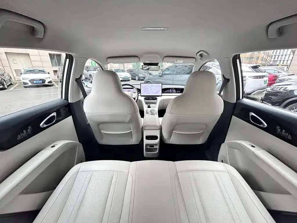 Geely Starburst — фото 2
