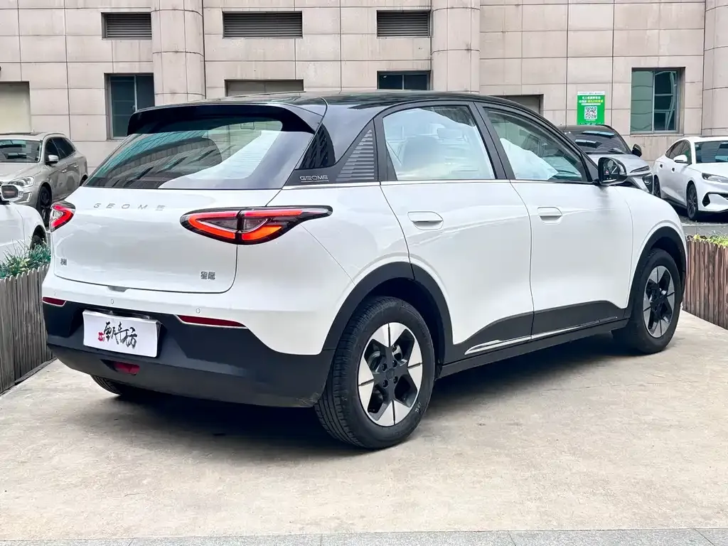 Geely Starburst — фото 10