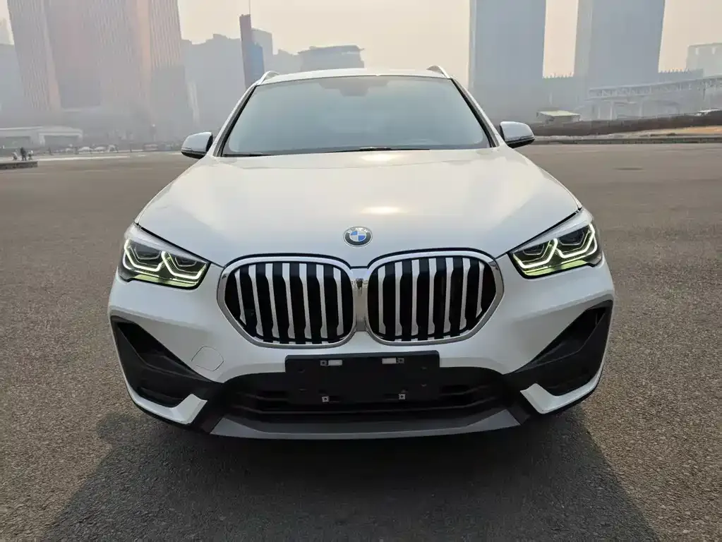 BMW X1 — фото 6