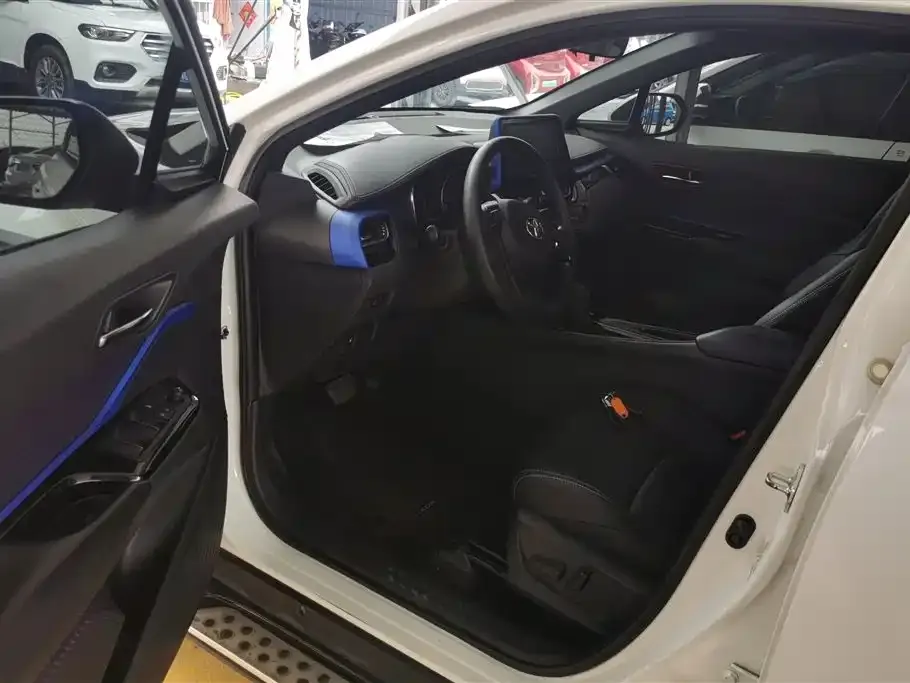 Toyota IZOA 2021 из CN, фото 4