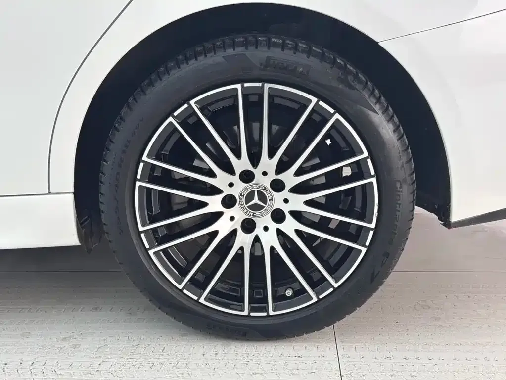 Mercedes-Benz C-Class 2024 из CN, фото 10