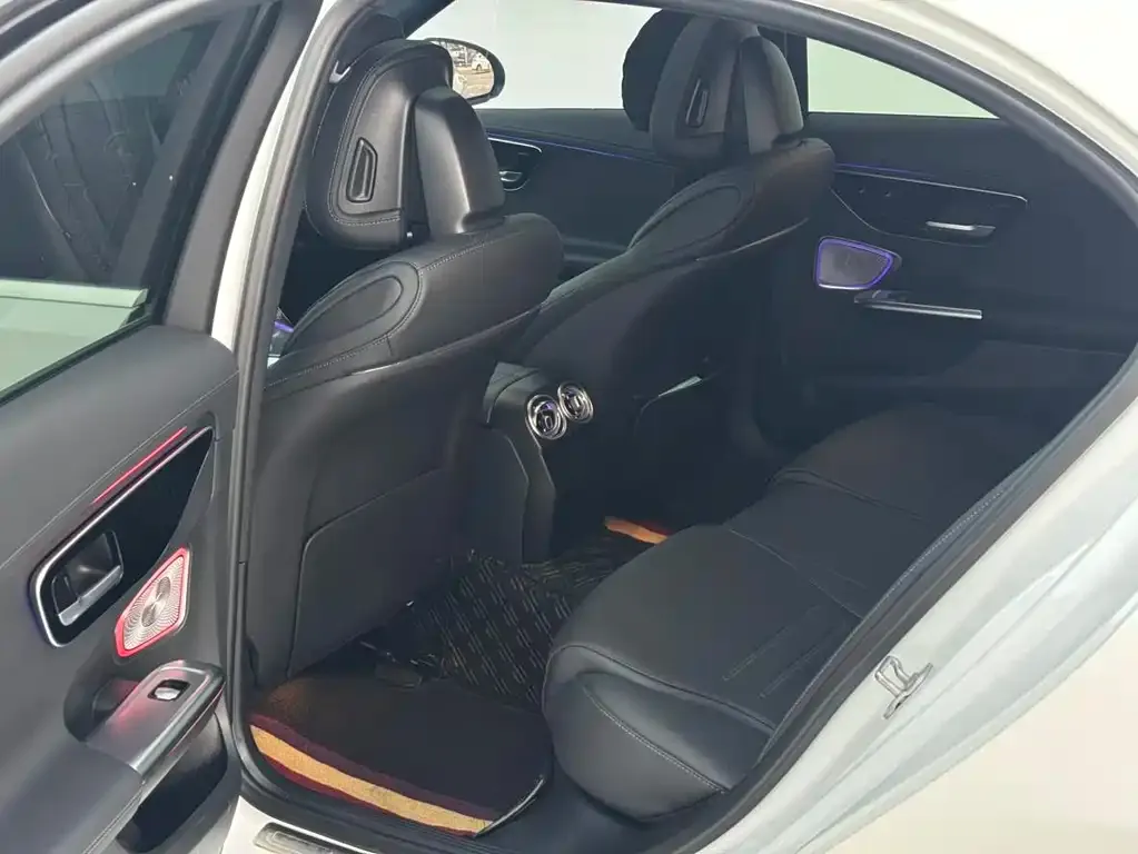 Mercedes-Benz C-Class 2024 из CN, фото 4