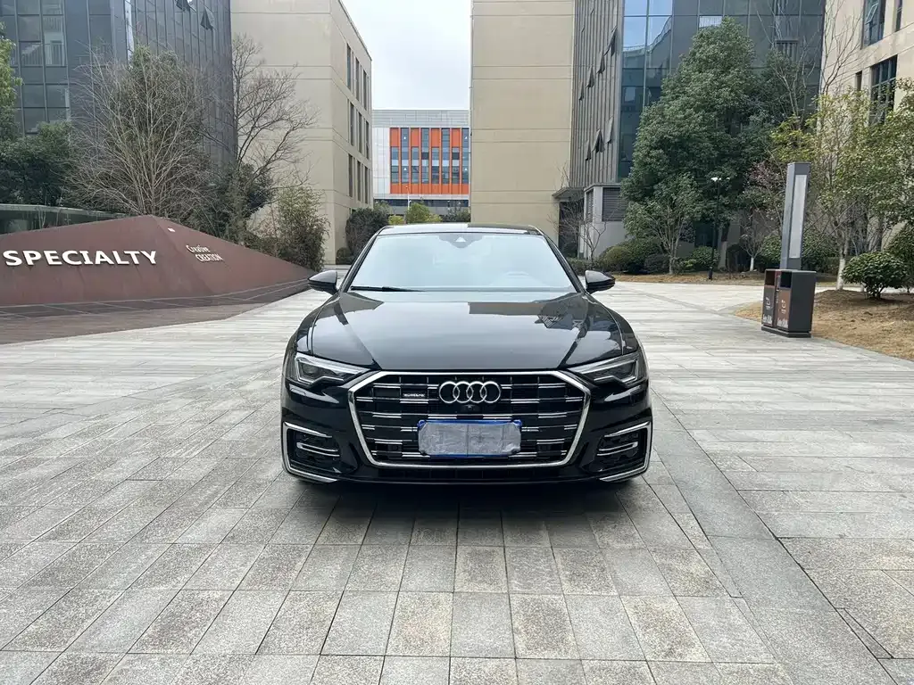 Audi A6L 2025 из CN, фото 8