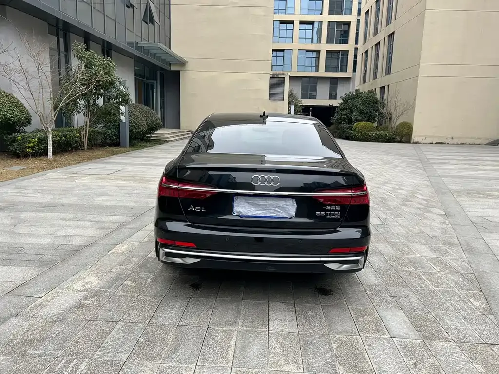 Audi A6L 2025 из CN, фото 3