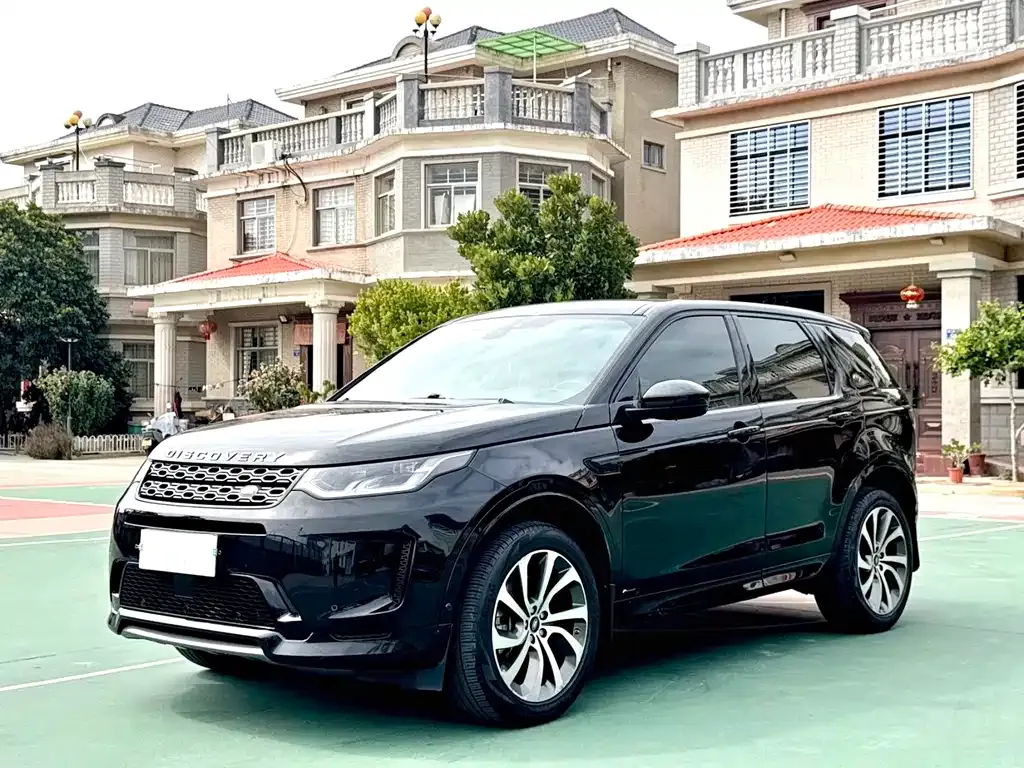 Land Rover Discovery Sport — фото 1