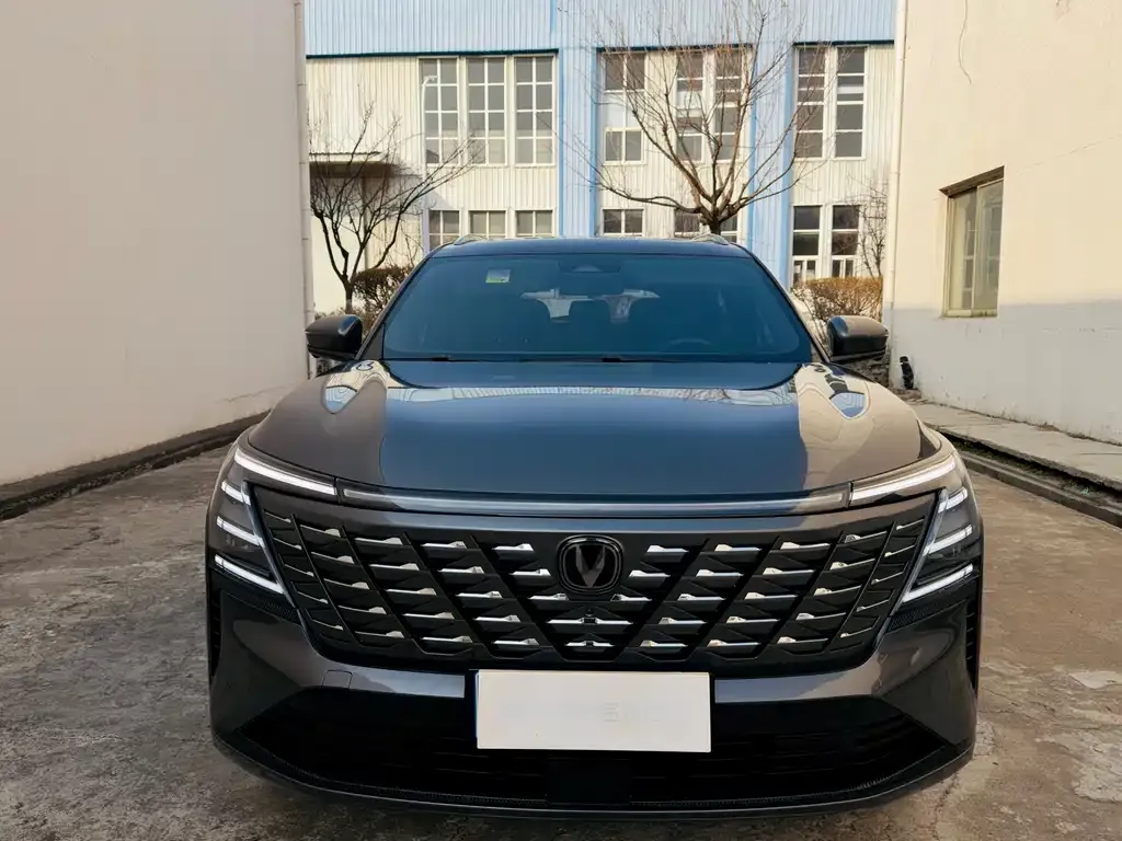 Changan CS75PLUS — фото 6