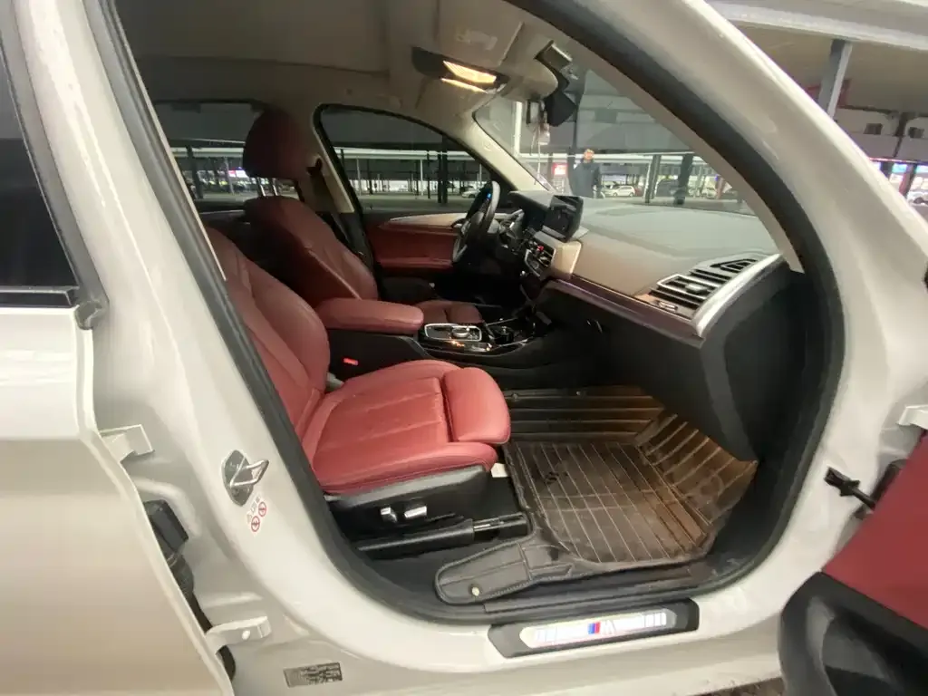 BMW iX3 2023 из CN, фото 3
