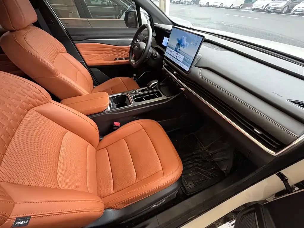 Geely Haoyue L 2024 из CN, фото 8