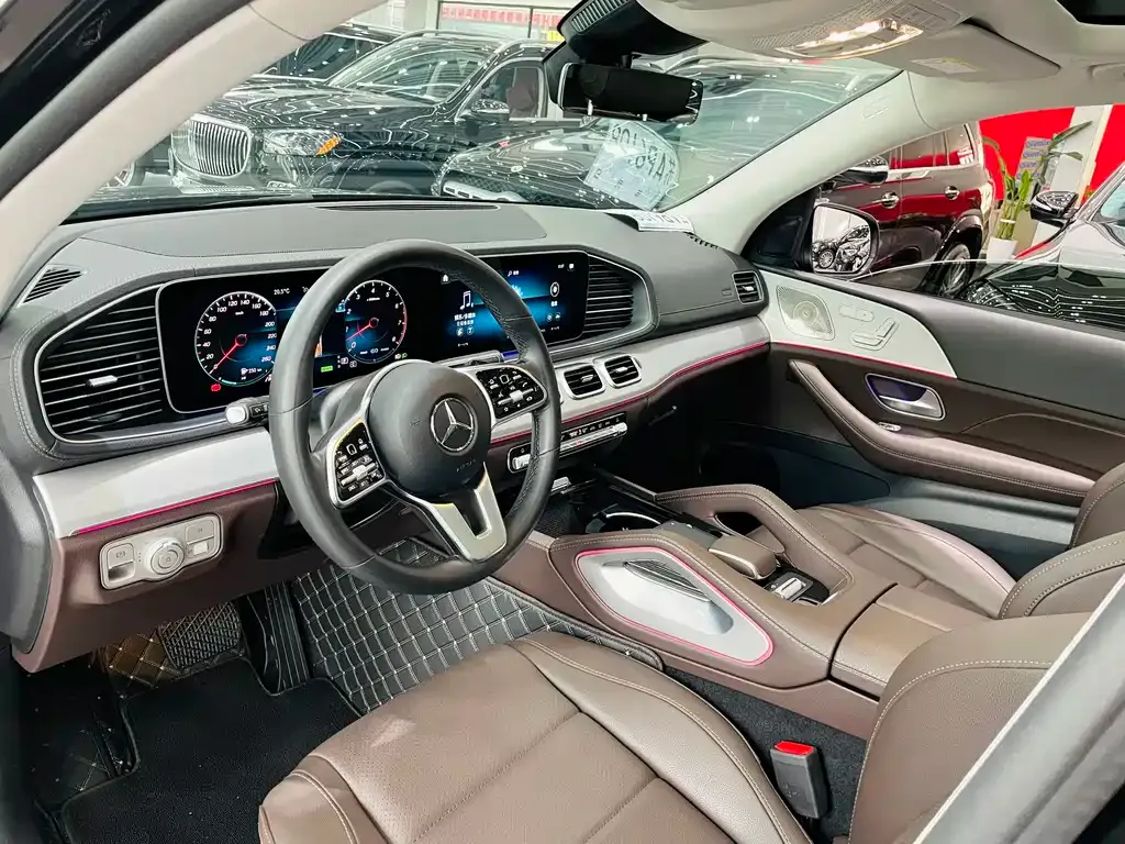 Mercedes-Benz GLE — фото 9