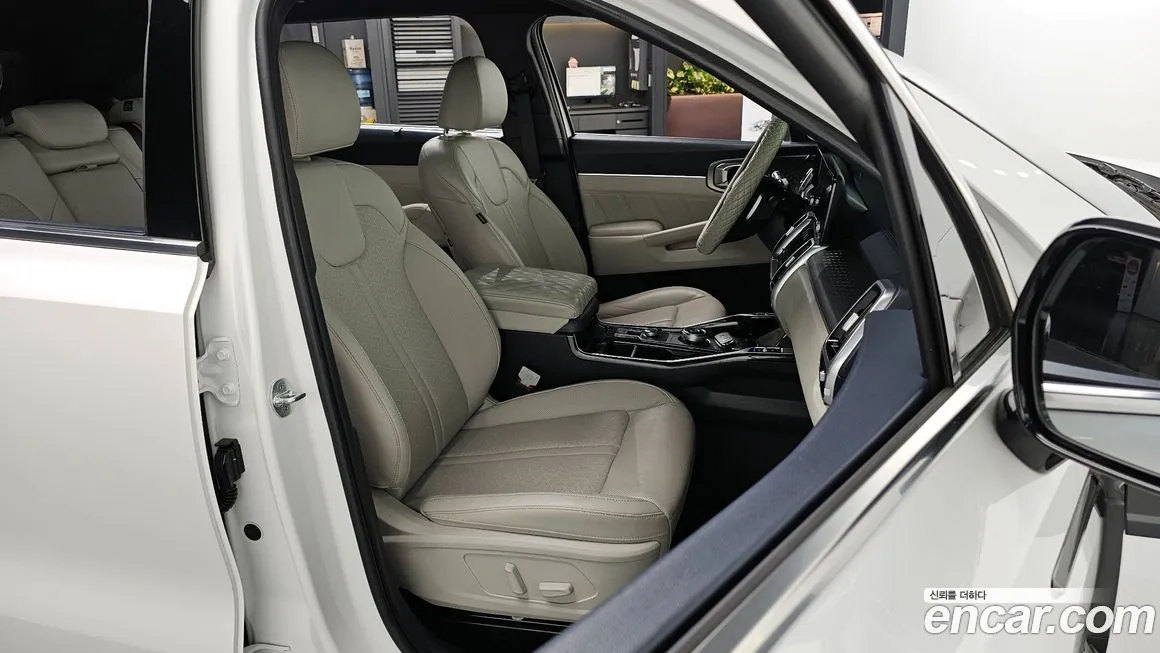 Kia Sorento — фото 8