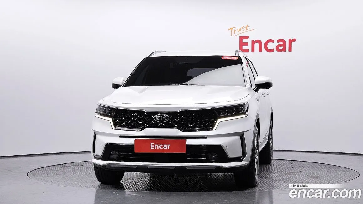 Kia Sorento — фото 6