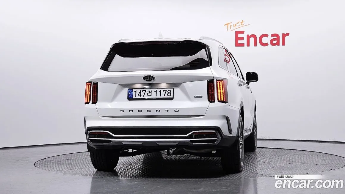 Kia Sorento — фото 4