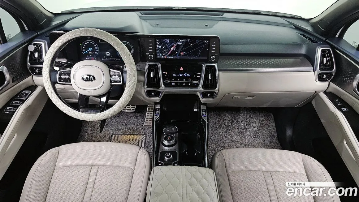 Kia Sorento — фото 10