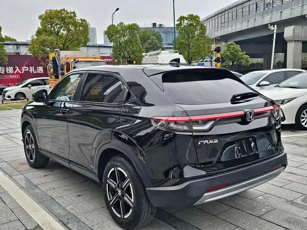 Honda Vezel — фото 10