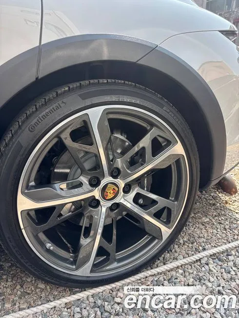 Porsche Taycan 2024 из KR, фото 4