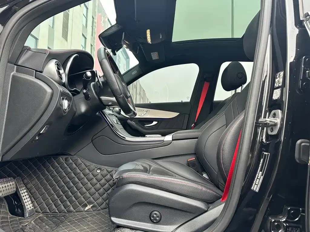 Mercedes-Benz GLC AMG 2022 из CN, фото 4