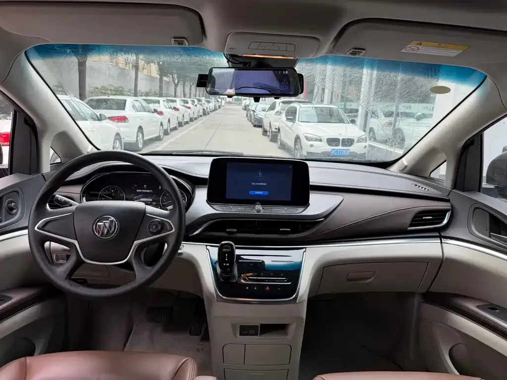 Buick GL8 2023 из CN, фото 6
