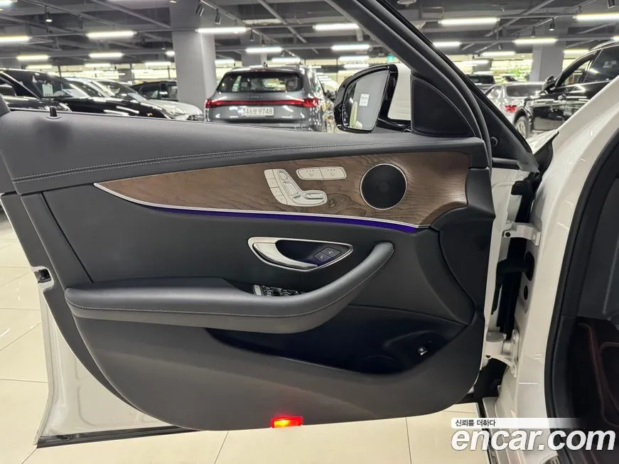 Mercedes-Benz E-Class 2023 из KR, фото 6
