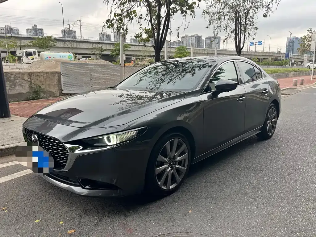 Mazda 3 Axela 2021 из CN, фото 1