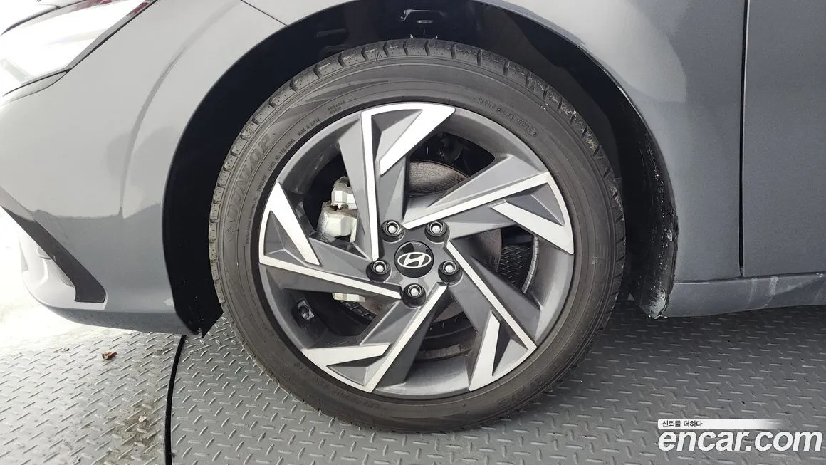 Hyundai AVANTE — фото 9