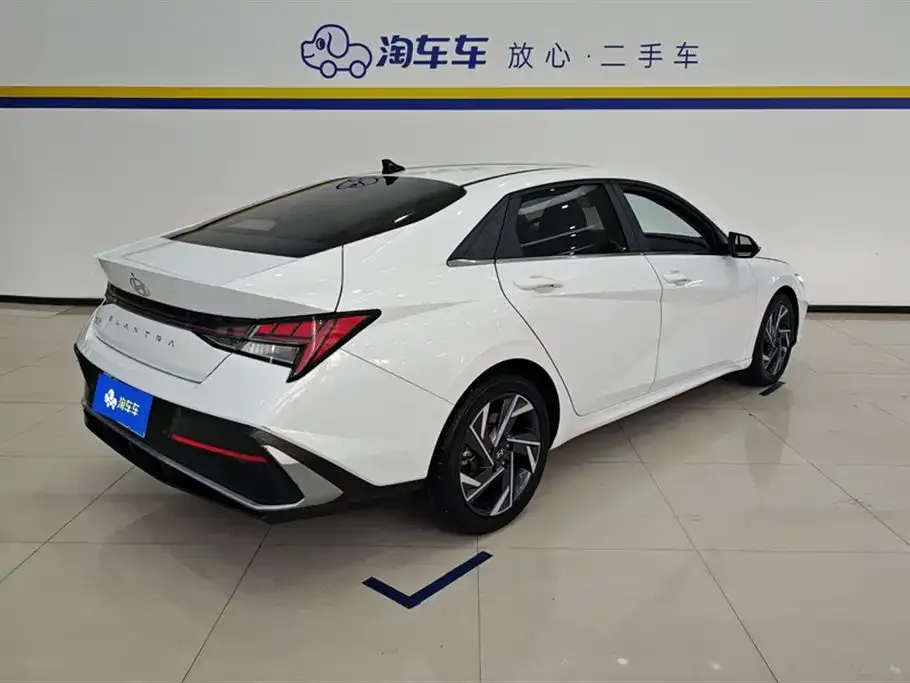 Hyundai Elantra 2024 из CN, фото 7
