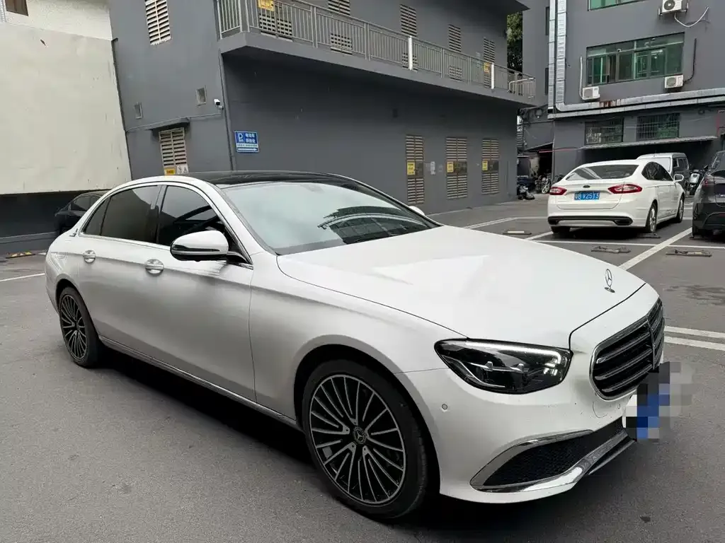 Mercedes-Benz E-Class 2022 из CN, фото 5