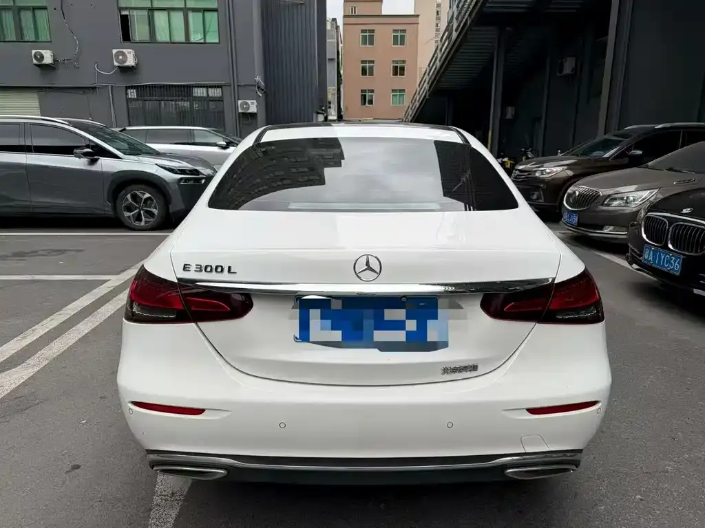 Mercedes-Benz E-Class 2022 из CN, фото 4