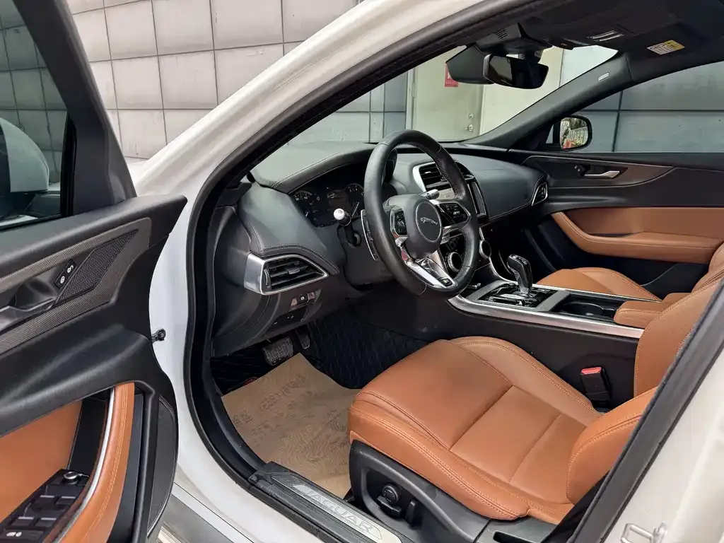Jaguar XEL 2021 из CN, фото 7
