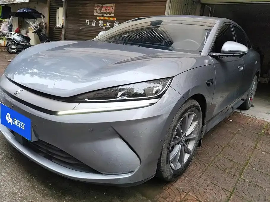 BYD Qin L — фото 1