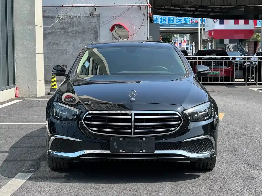 Mercedes-Benz E-Class 2023 из CN, фото 7
