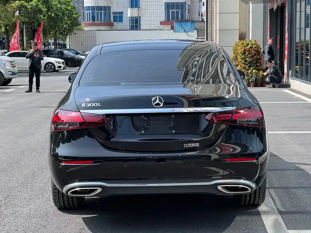 Mercedes-Benz E-Class 2023 из CN, фото 10