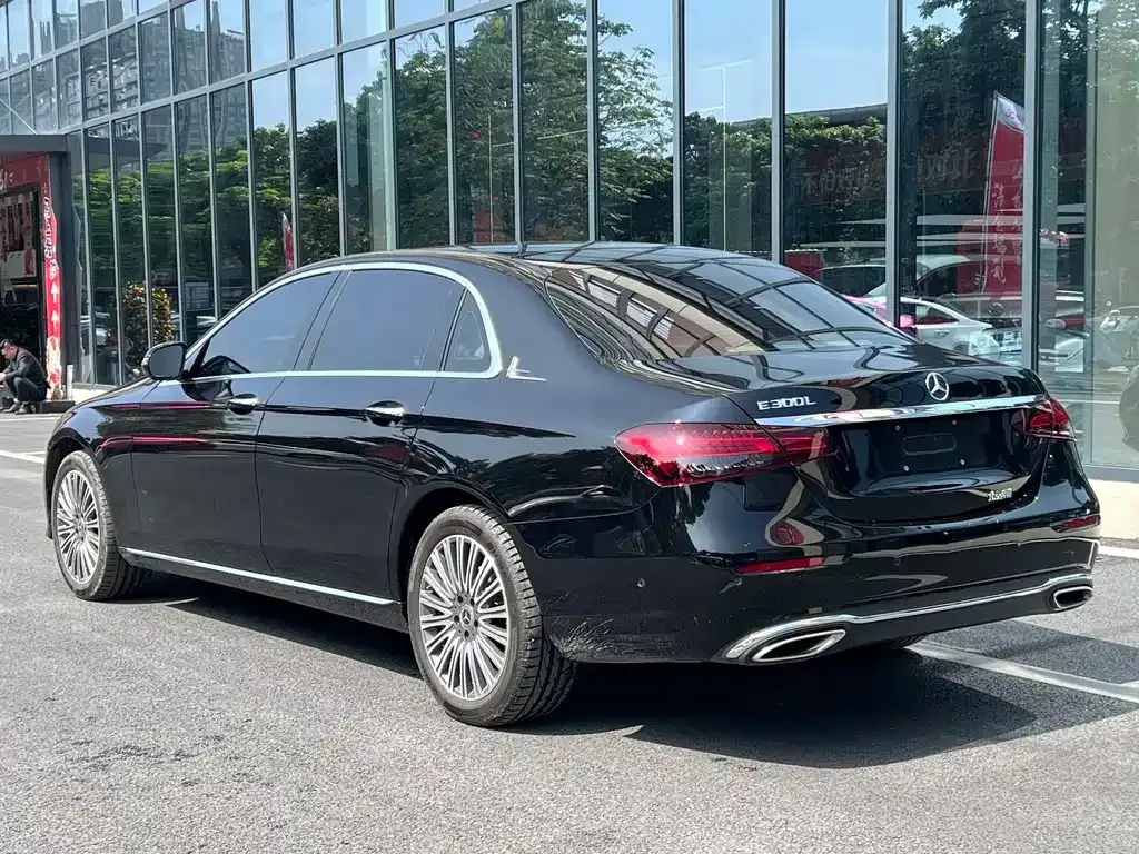 Mercedes-Benz E-Class 2023 из CN, фото 6