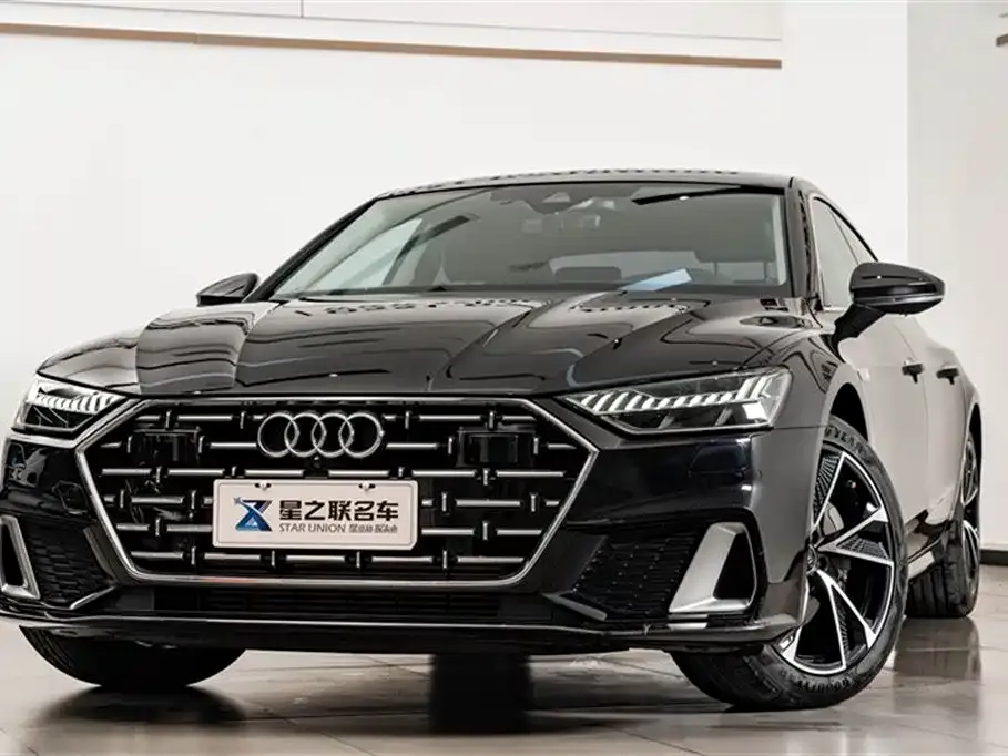 Audi A7L — фото 7