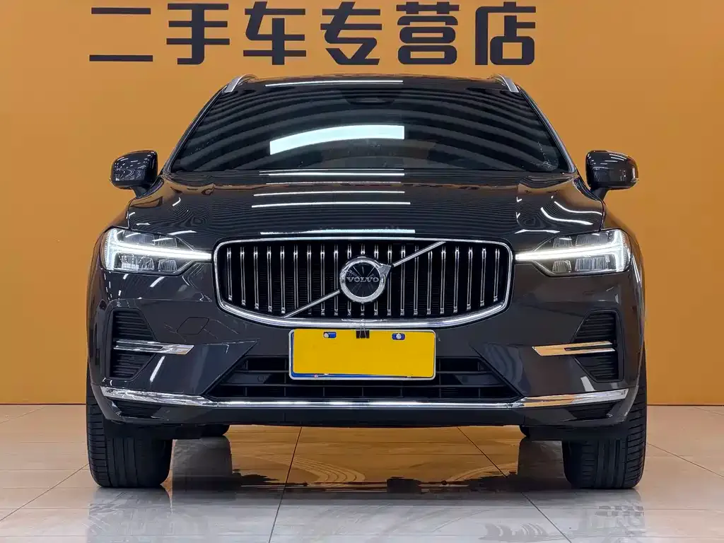 Volvo XC60 — фото 7