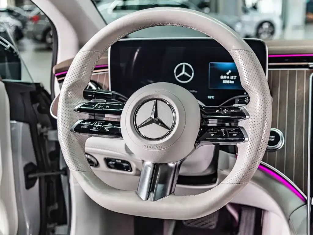 Mercedes-Benz EQE 2025 из CN, фото 8