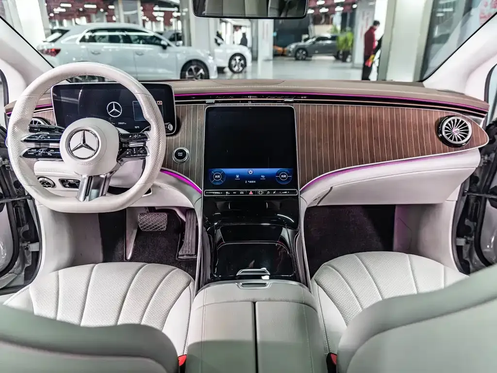Mercedes-Benz EQE 2025 из CN, фото 6