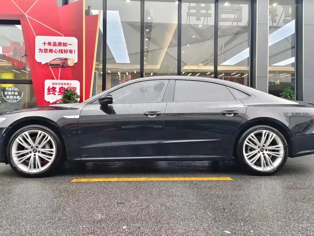 Audi A7L — фото 4