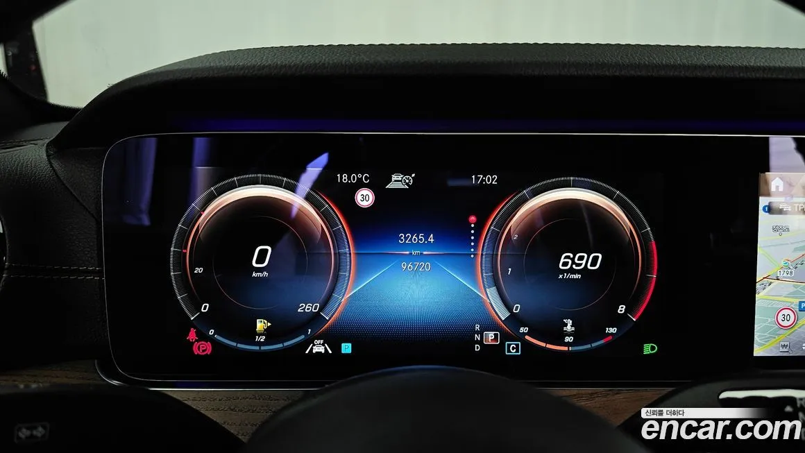 Mercedes-Benz E-Class 2021 из KR, фото 8