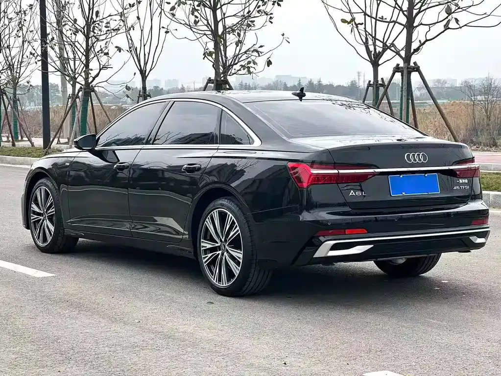Audi A6L 2025 из CN, фото 7