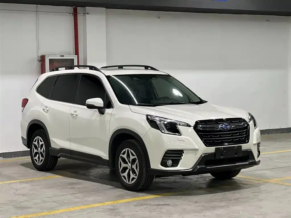 Subaru Forester — фото 4
