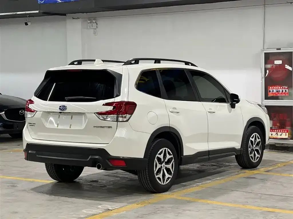 Subaru Forester — фото 6