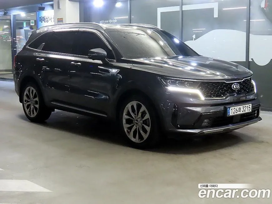 Kia Sorento — фото 1