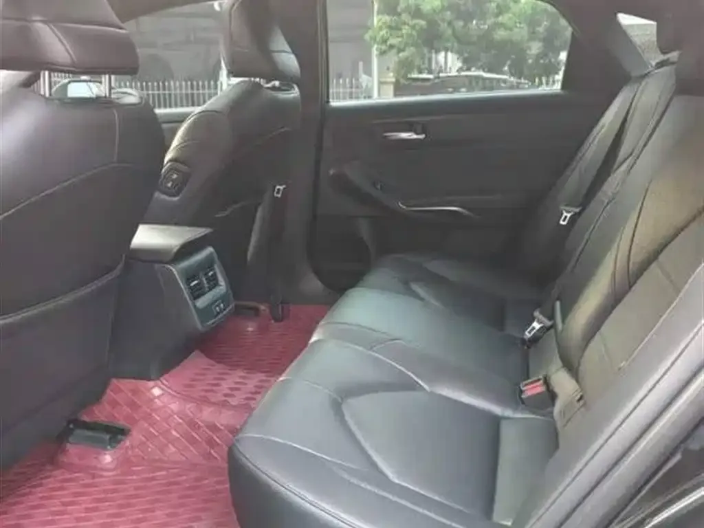 Toyota Avalon 2021 из CN, фото 2
