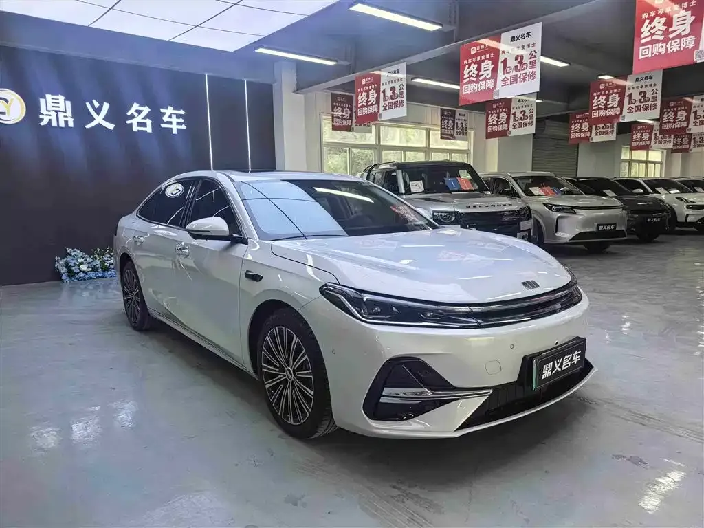 Geely 银河A7 2025 из CN, фото 4