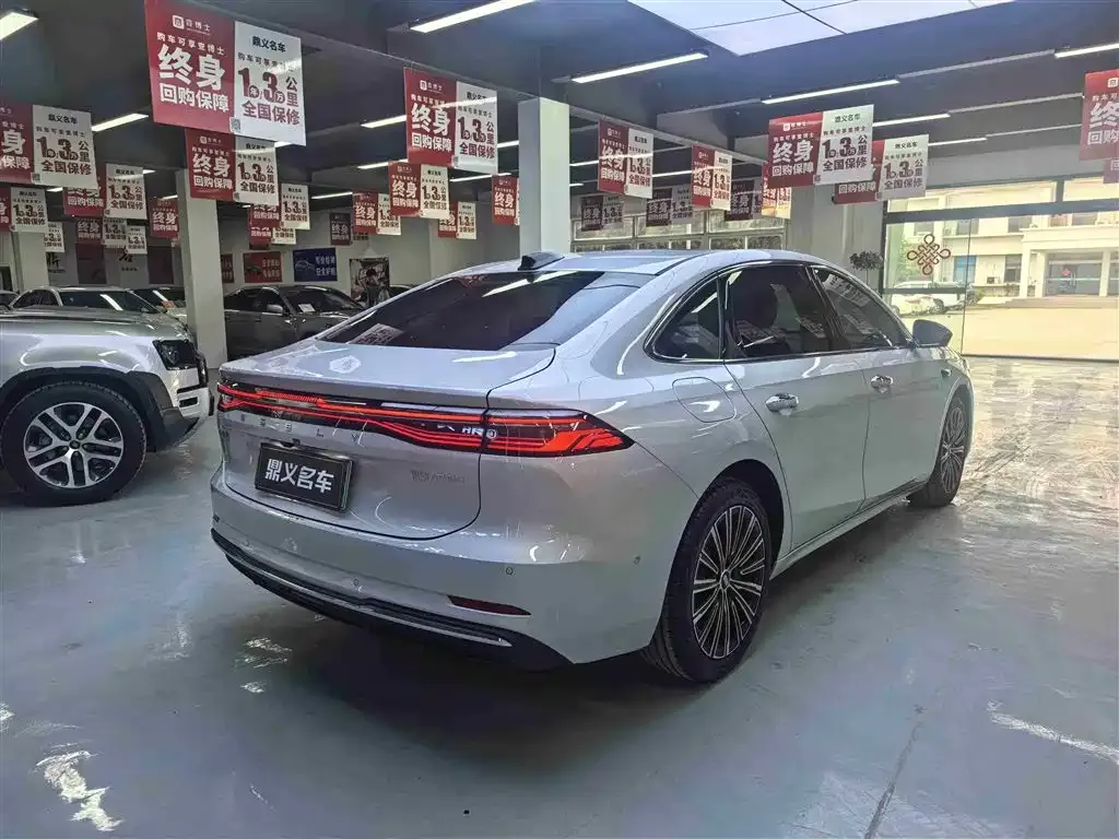 Geely 银河A7 2025 из CN, фото 9