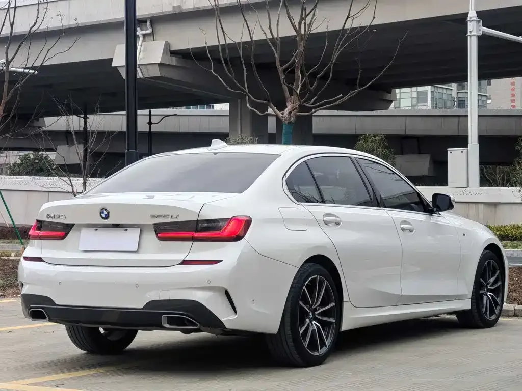BMW 3 Series — фото 10