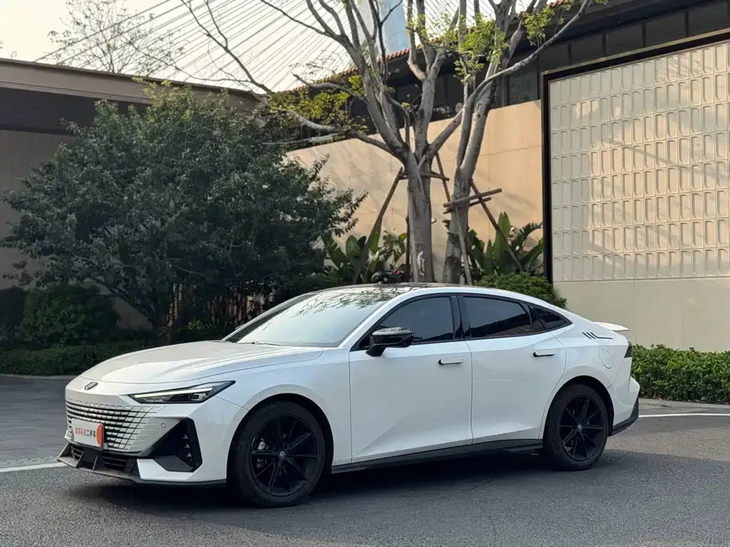 Changan UNI-V 2024 из CN, фото 1